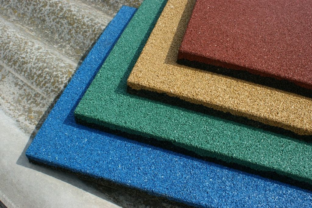 Продажа резиновой тротуарной плитки в Советском